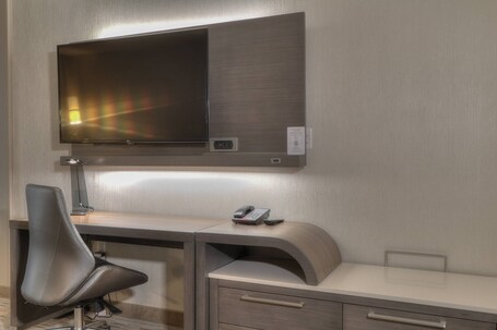 Courtyard by Marriott Pigeon Forge - Image 84