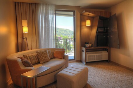 Courtyard by Marriott Pigeon Forge - Image 33
