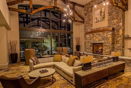 Courtyard by Marriott Pigeon Forge - Image 31