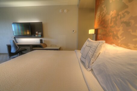 Courtyard by Marriott Pigeon Forge - Image 152