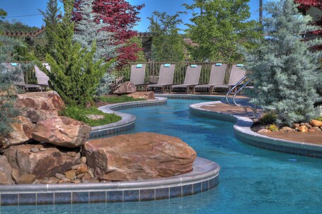Courtyard by Marriott Pigeon Forge - Image 86