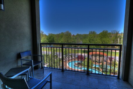 Courtyard by Marriott Pigeon Forge - Image 102