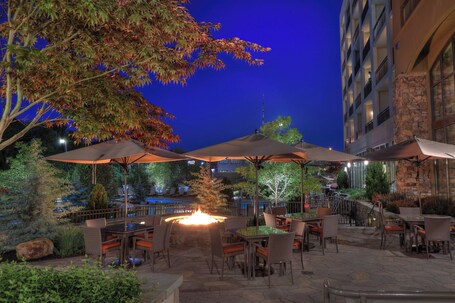 Courtyard by Marriott Pigeon Forge - Image 87