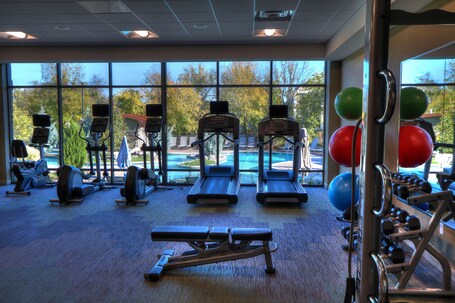Courtyard by Marriott Pigeon Forge - Image 80