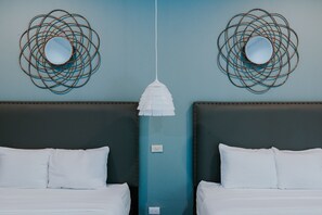 Suite Deluxe | 미니바, 객실 내 금고, 각각 다른 스타일의 인테리어, 무료 WiFi