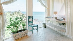 Villa Romance | Banheiro | Produtos de toalete grátis, toalhas de banho