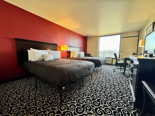 FairBridge Inn Express Hiawatha