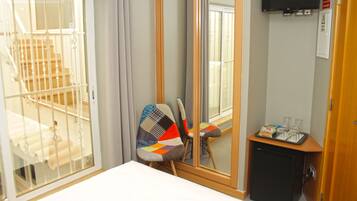 Superior Double Room, Lake View (Praia da Rocha) | Room amenity