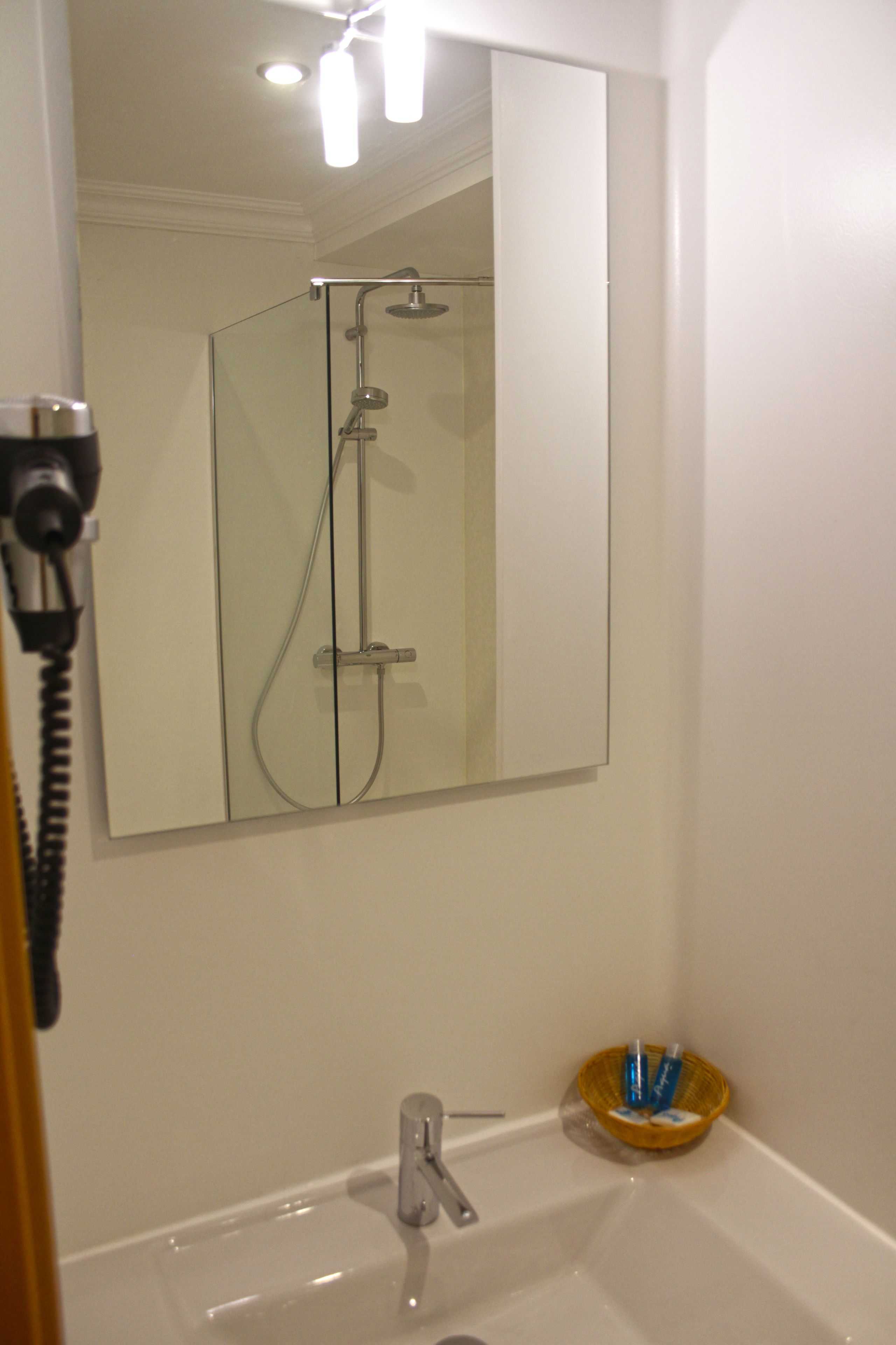 Photo - Rocha Prestige - Guest House and Suites