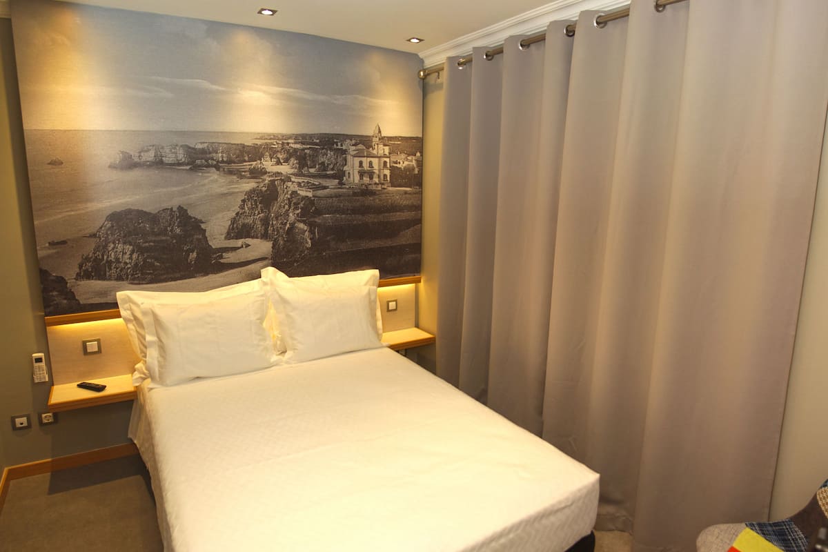 Superior Double Room, Lake View (Praia da Rocha) | Frette Italian sheets, premium bedding, down comforters