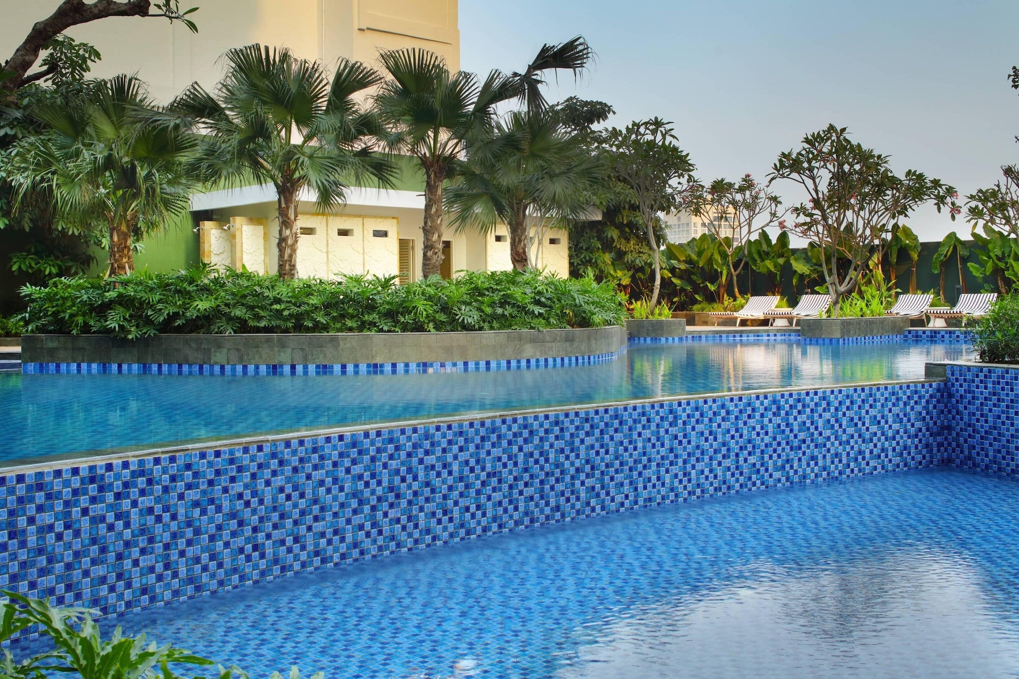 4 Star Hotels