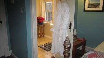 Classic Suite, 2 Bedrooms, Ocean View, Sea Facing (Harris) | Premium bedding, pillowtop beds, individually decorated