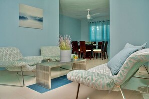 Apartment, 3 Bedrooms | Living area