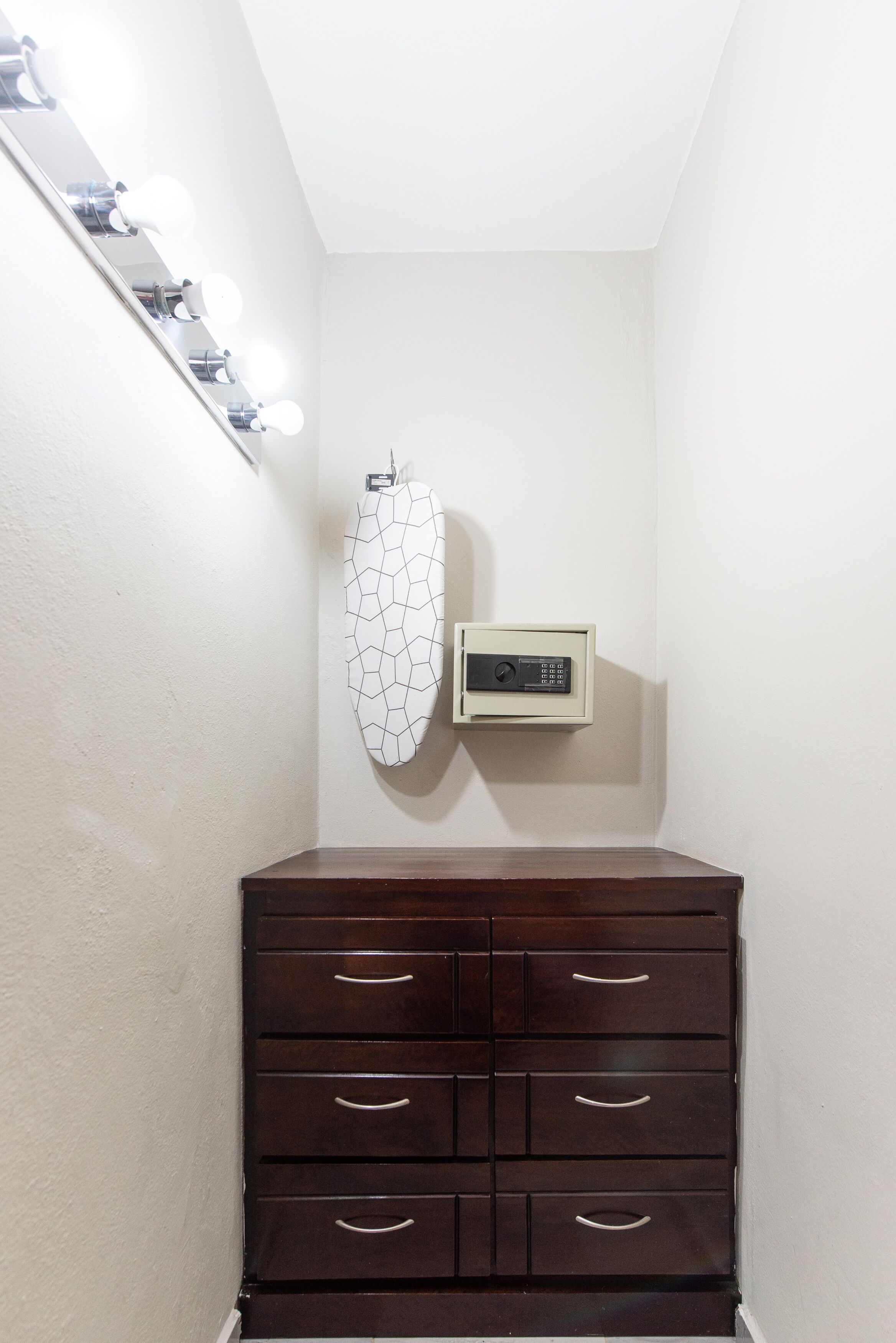 1 bedroom, minibar, in-room safe, desk