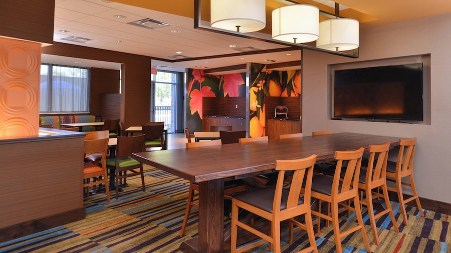 Fairfield Inn & Suites by Marriott Farmington