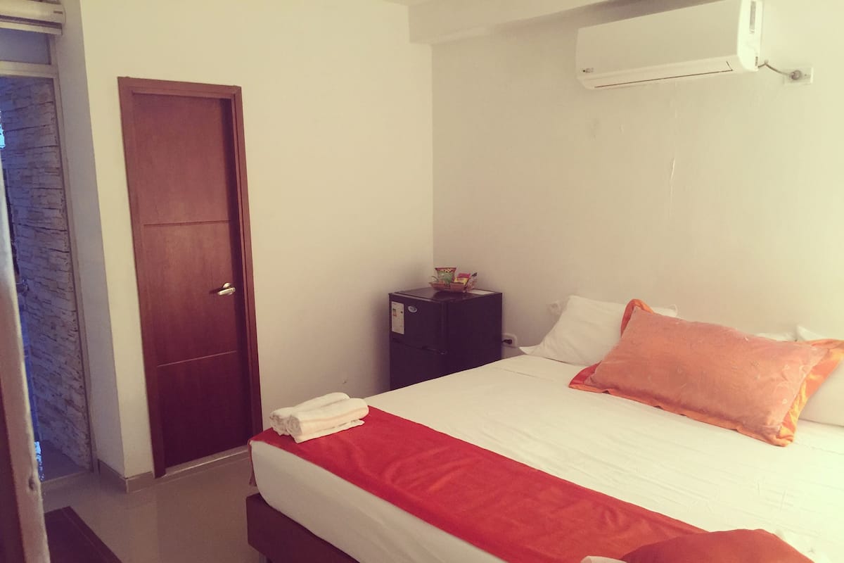 Premier Suite, Smoking, Balcony | Desk, rollaway beds, WiFi (free)
