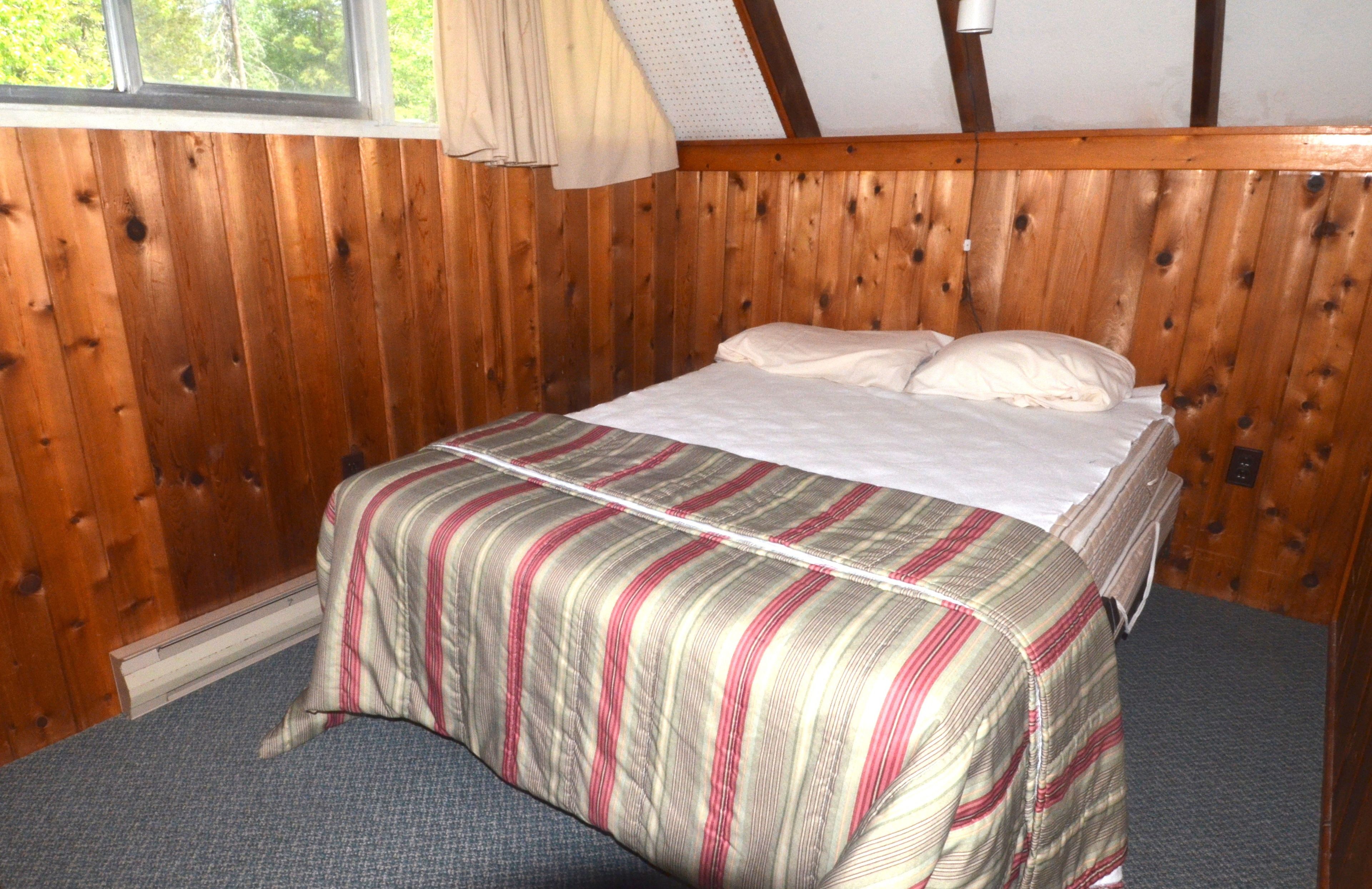 Chalet, 3 Bedrooms | 1 bedroom, iron/ironing board, free cribs/infant beds, free WiFi