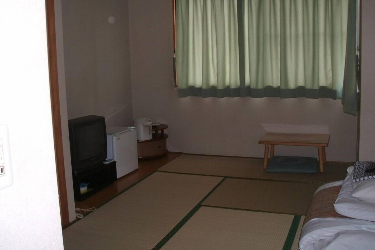 Japanese Style Room with Private Bathroom (2 Adults) | Free WiFi