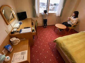 스탠다드 트윈룸, 금연 | 객실 내 금고, 책상, 무료 WiFi, 침대 시트