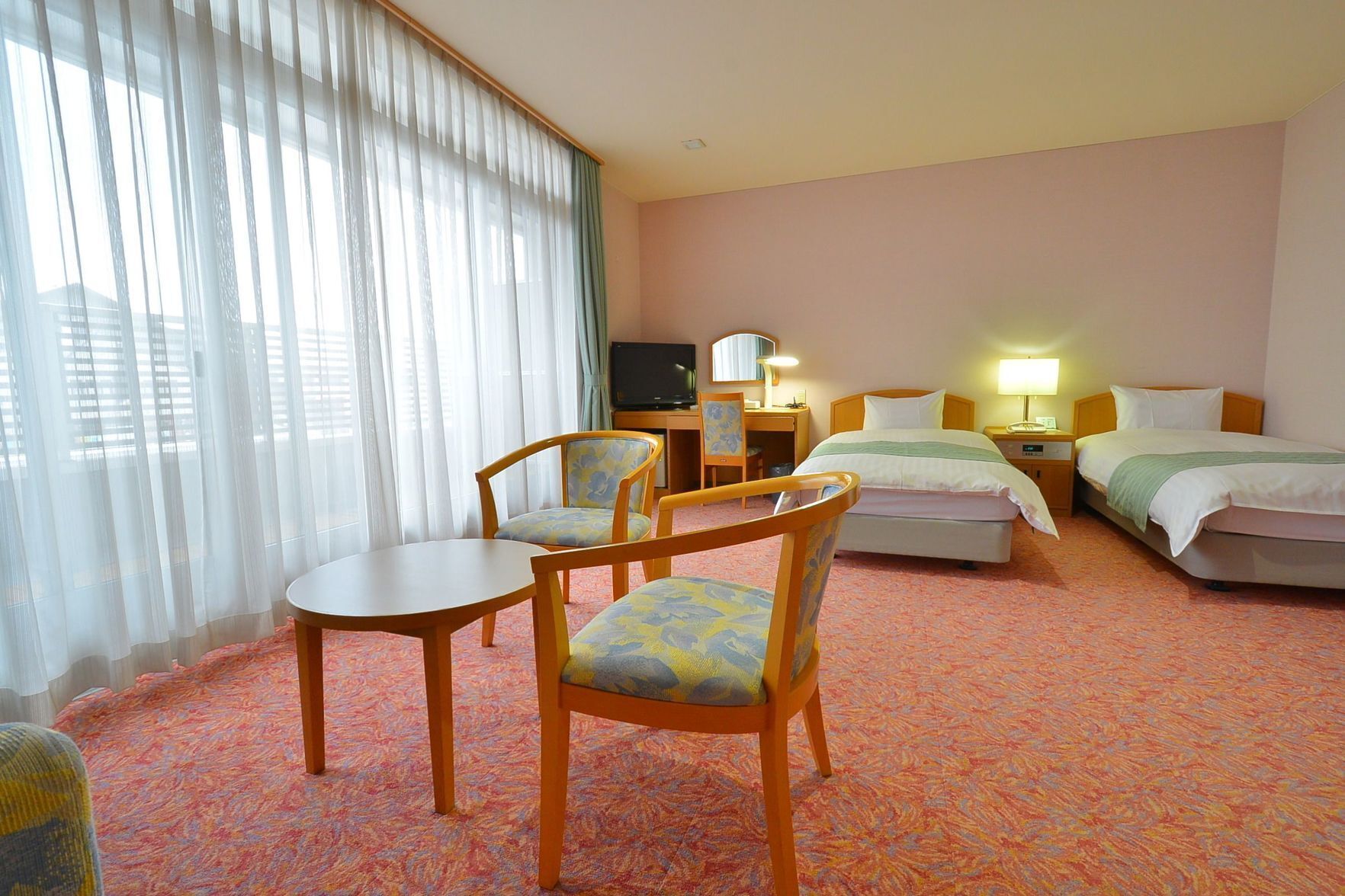 In-room safe, desk, free WiFi, bed sheets