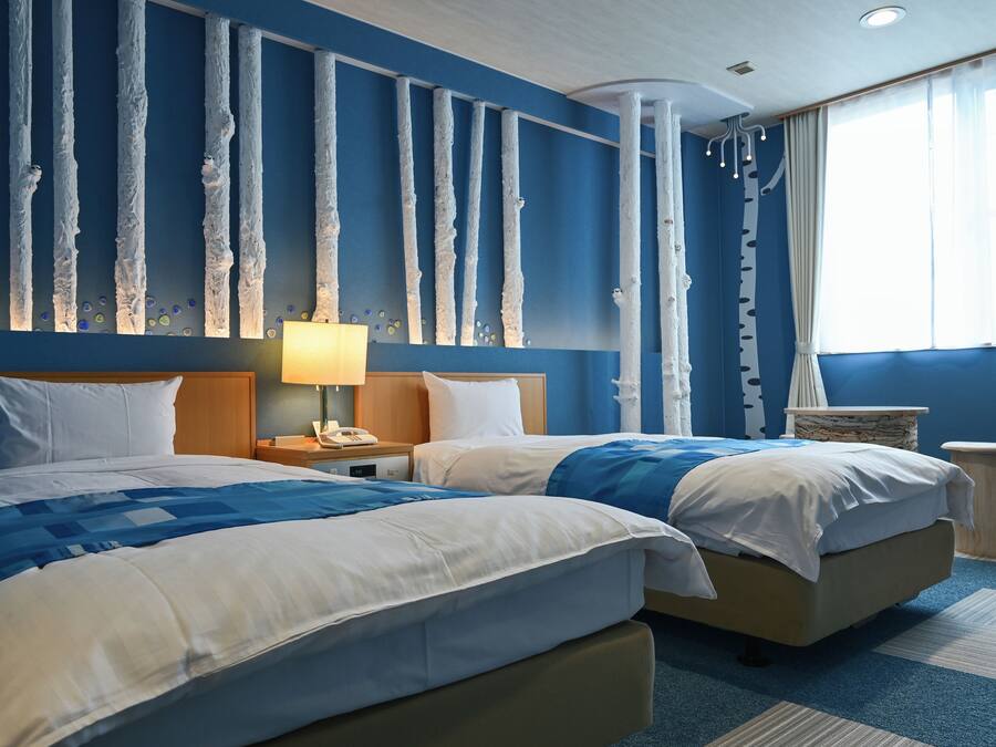 Tomannsrom – design, ikke-røyk | Safe på rommet, skrivebord, wi-fi (inkludert) og sengetøy