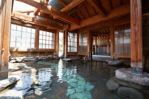 Aguas termales