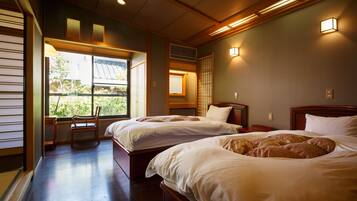 ์๋ง ์ปคํผ, ๋ฌด๋ฃ WiFi, ์นจ๋ ์ํธ