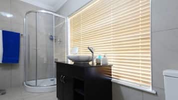 Blue Room | Bathroom sink