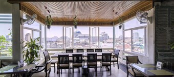 Paradise Hotel