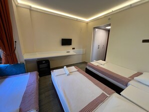 Standard Triple Room | Blackout drapes, soundproofing, iron/ironing board, free WiFi - Kaliptus Hotel (Kemer)
