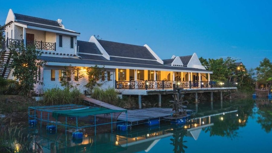 Lemon Resort