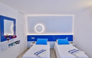 Habitación triple | Cunas gratuitas, camas extra y wifi gratis 