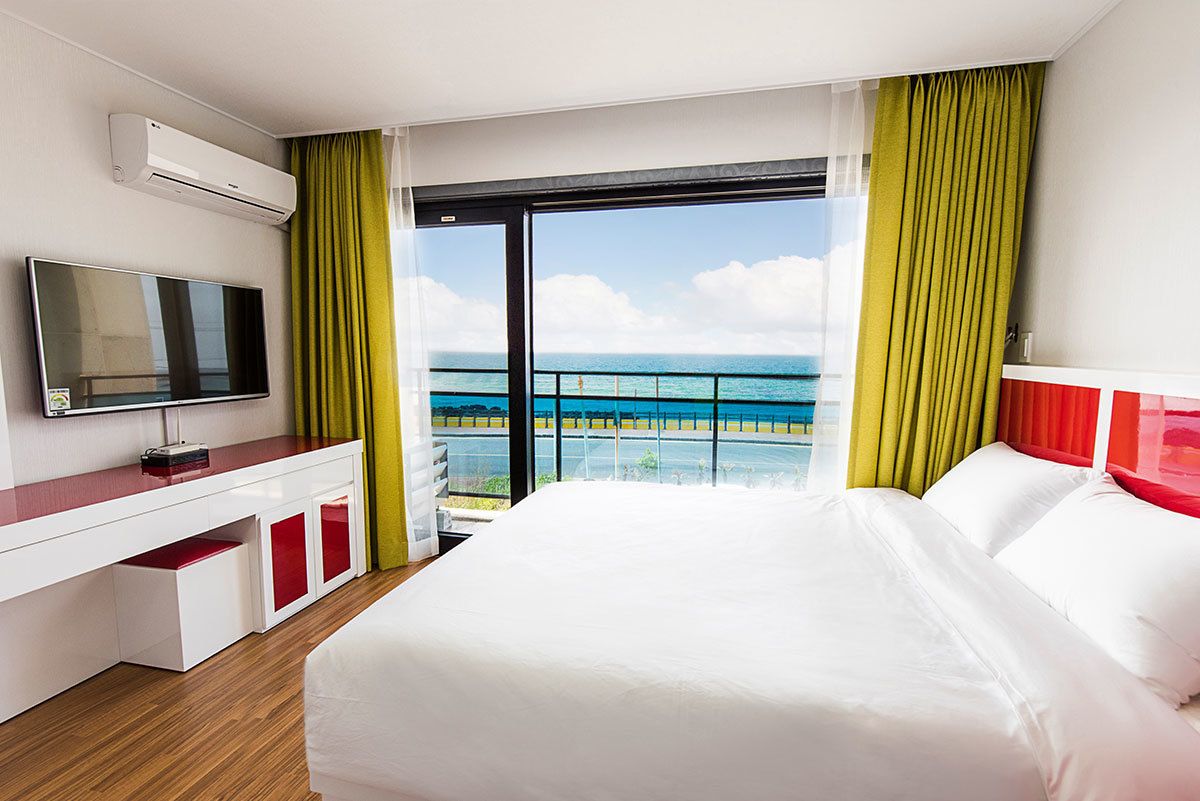 Quarto (A / 10py) | Cortinas blackout, Wi-Fi de cortesia, roupa de cama