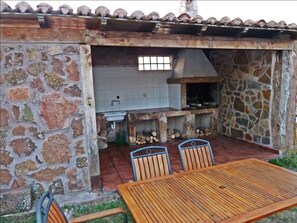 BBQ/picnic area