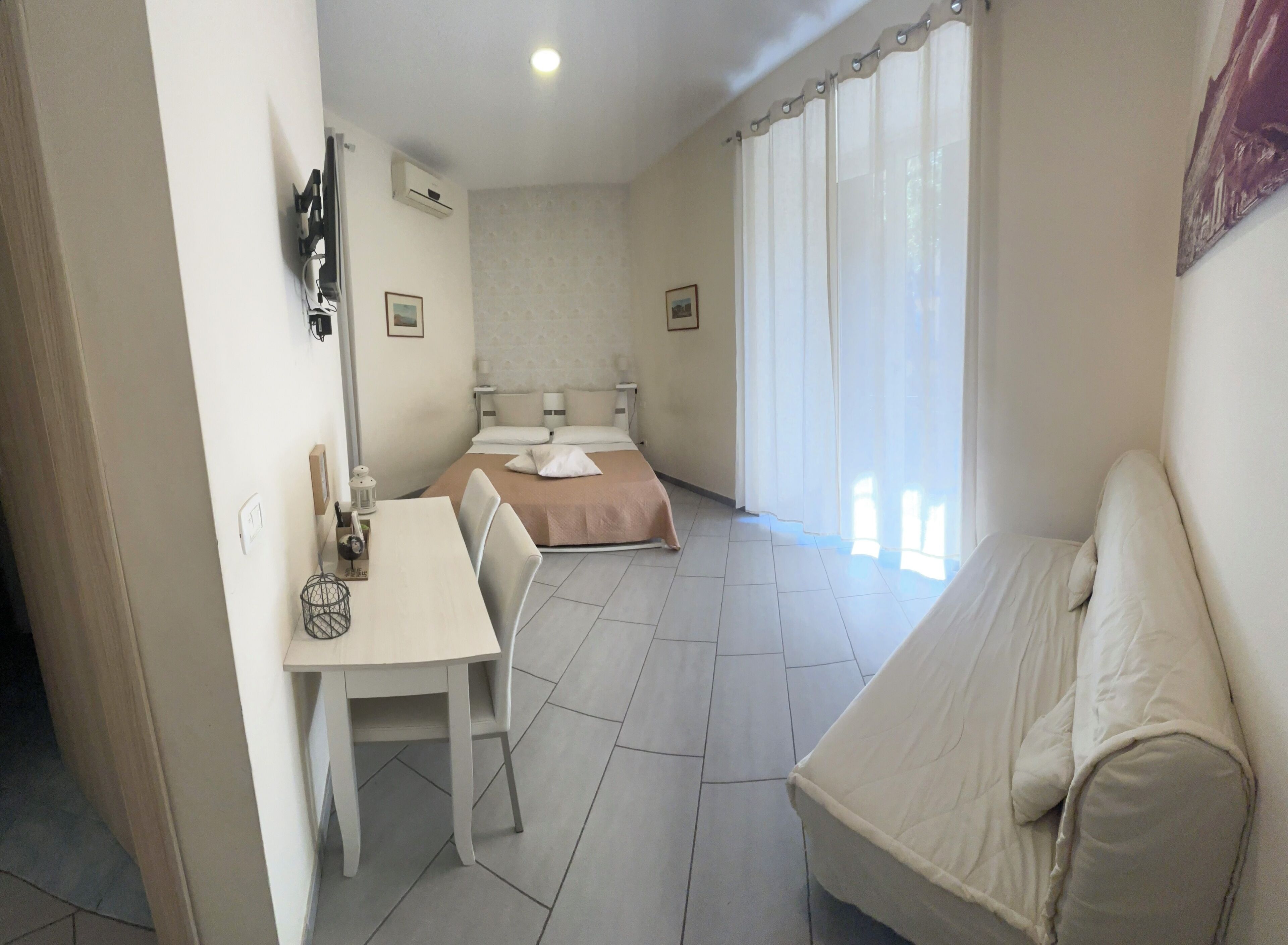 Literie de qualité supérieure, coffres-forts dans les chambres