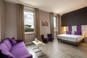 Premium bedding, in-room safe, desk, blackout curtains - The Guardian Hotel (Rome)