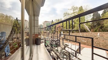 الإطلالة من المنشأة