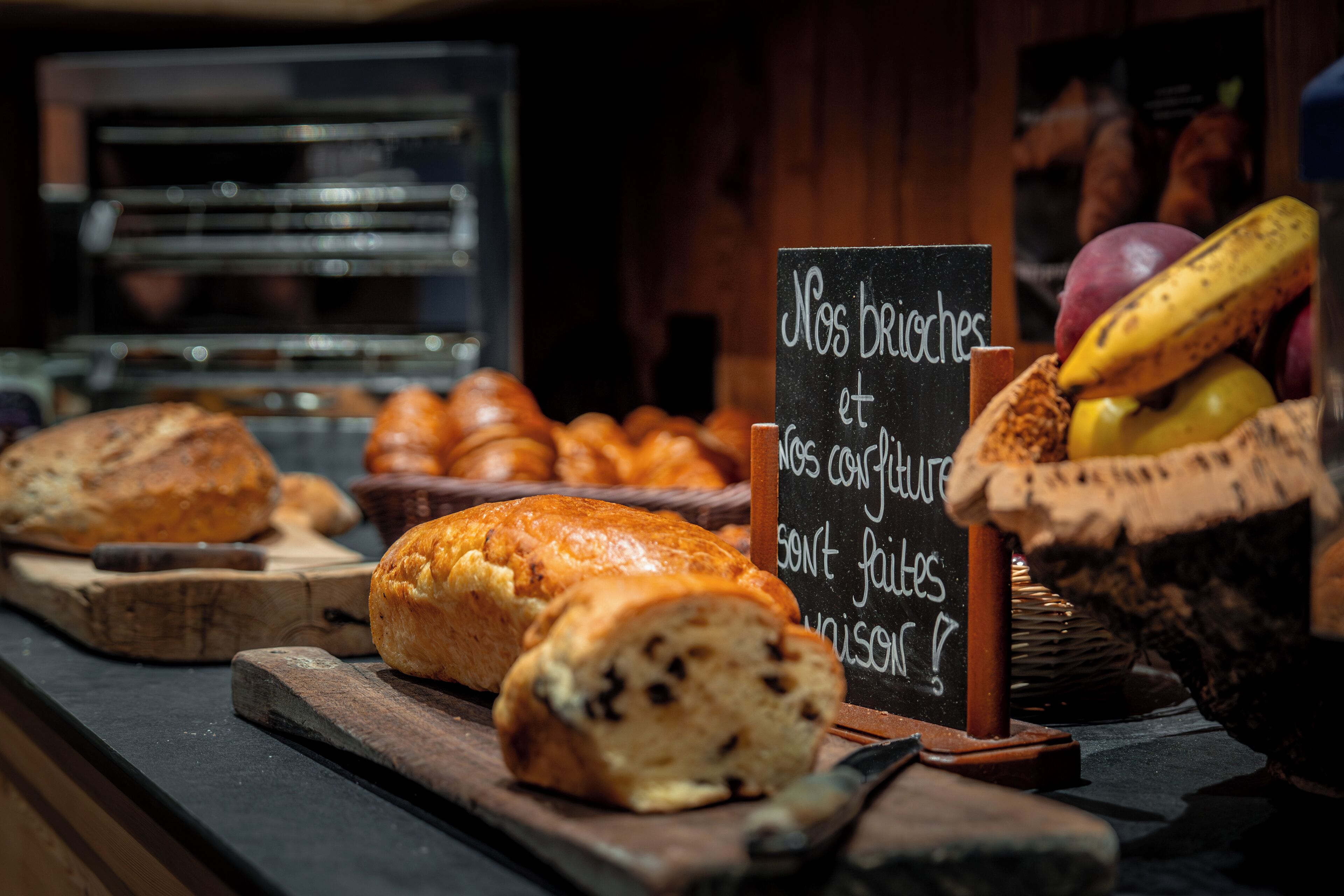 daily buffet breakfast (eur 14 per person)