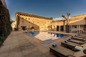 Piscina all'aperto