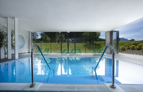 Una piscina techada