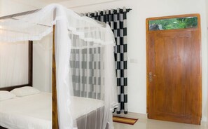 Double Room, Garden View | Desk, blackout drapes, rollaway beds, free WiFi - Sameera Villa (Weligama)