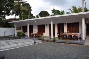 Interior entrance - Sameera Villa (Weligama)
