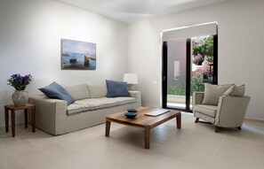 Leilighet, 1 soverom, hageutsikt | Oppholdsområde | Smart-TV