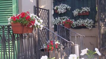 Standard-Doppelzimmer, Balkon | Terrasse/Patio