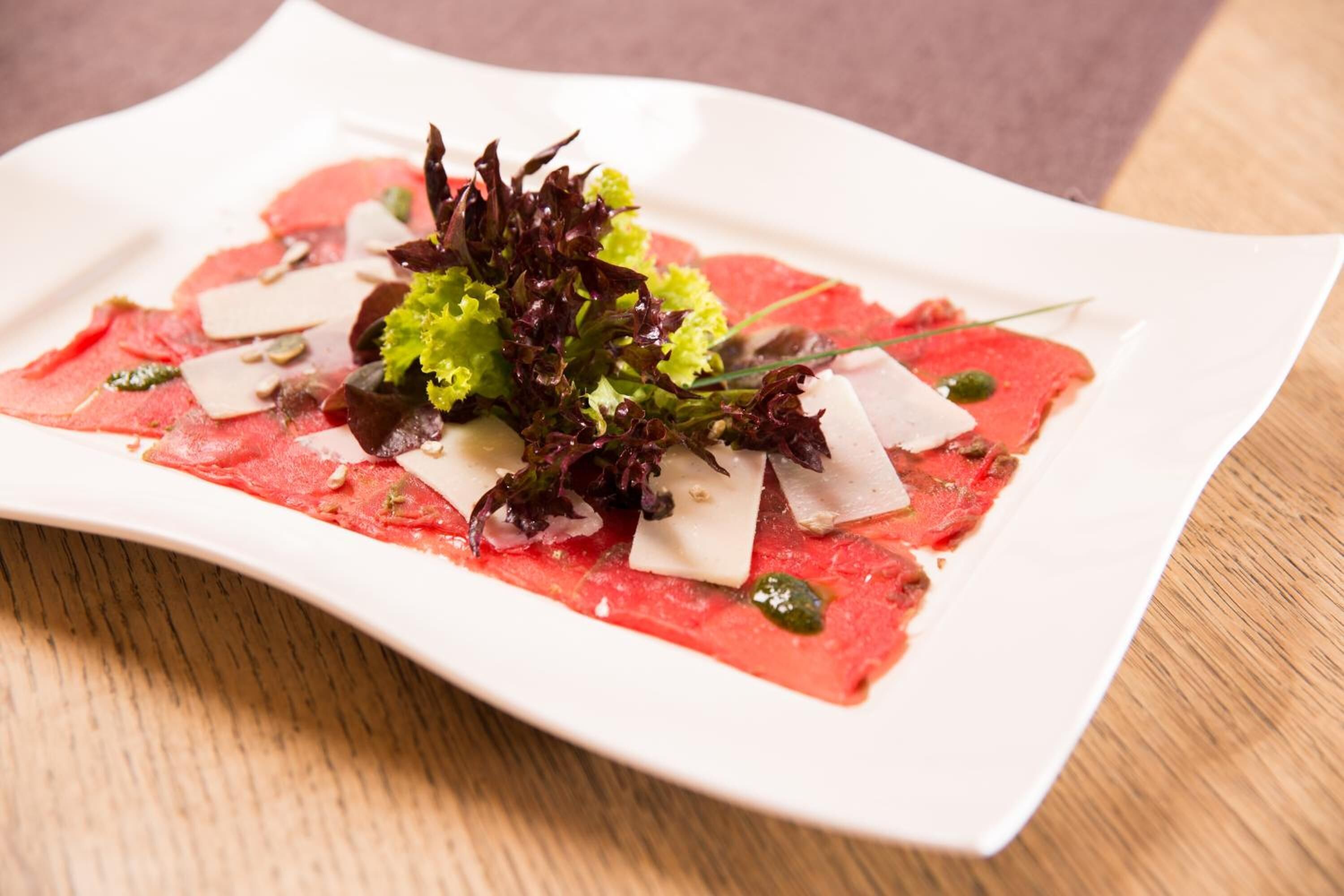 lunch and dinner served, regional cuisine