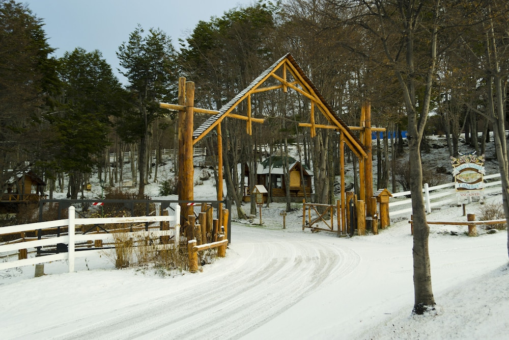 Aldea Nevada Cabañas by null