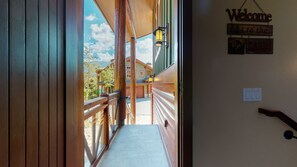 Townhome, 3 Bedrooms | Interior