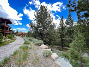 Townhome, 3 Bedrooms | Property grounds