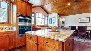 Ferienhaus, 4 Schlafzimmer | Eigene Küche | Kühlschrank, Mikrowelle, Ofen, Geschirrspüler