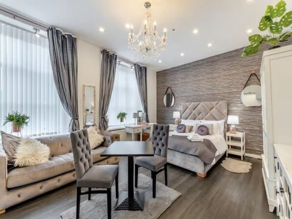 Chambre Familiale | Décoration personnalisée, ameublement personnalisé, rideaux occultants